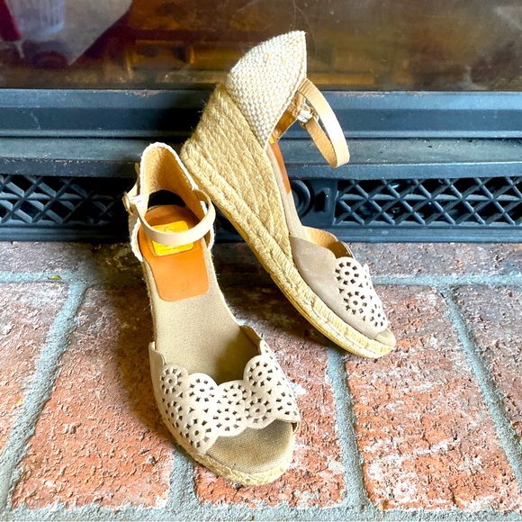 Kanna Peep Toe Ankle Strap Jute Wedge Sandals Blue Tan Size 7.5 EU 38 - Picture 1 of 5